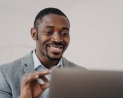 What to Expect and How to Choose the Right Online Therapist