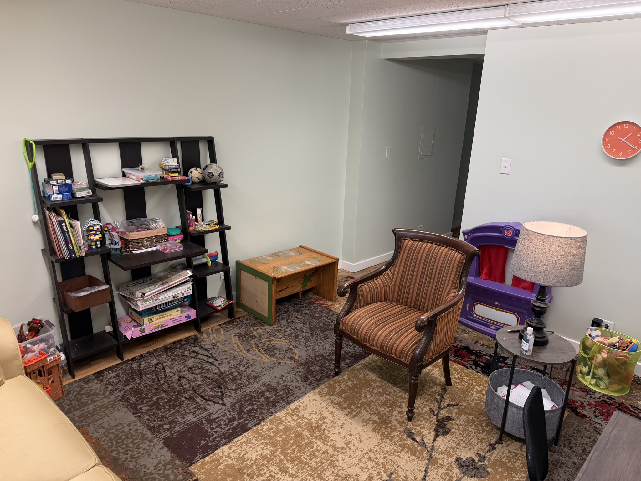 Play Therapy in Naperville, Wheaton, and Geneva Play Therapy in Naperville, Wheaton, and Geneva